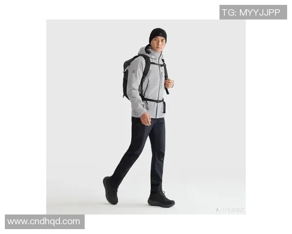 探索户外运动的最佳伴侣冲锋衣让你畅享自然之美